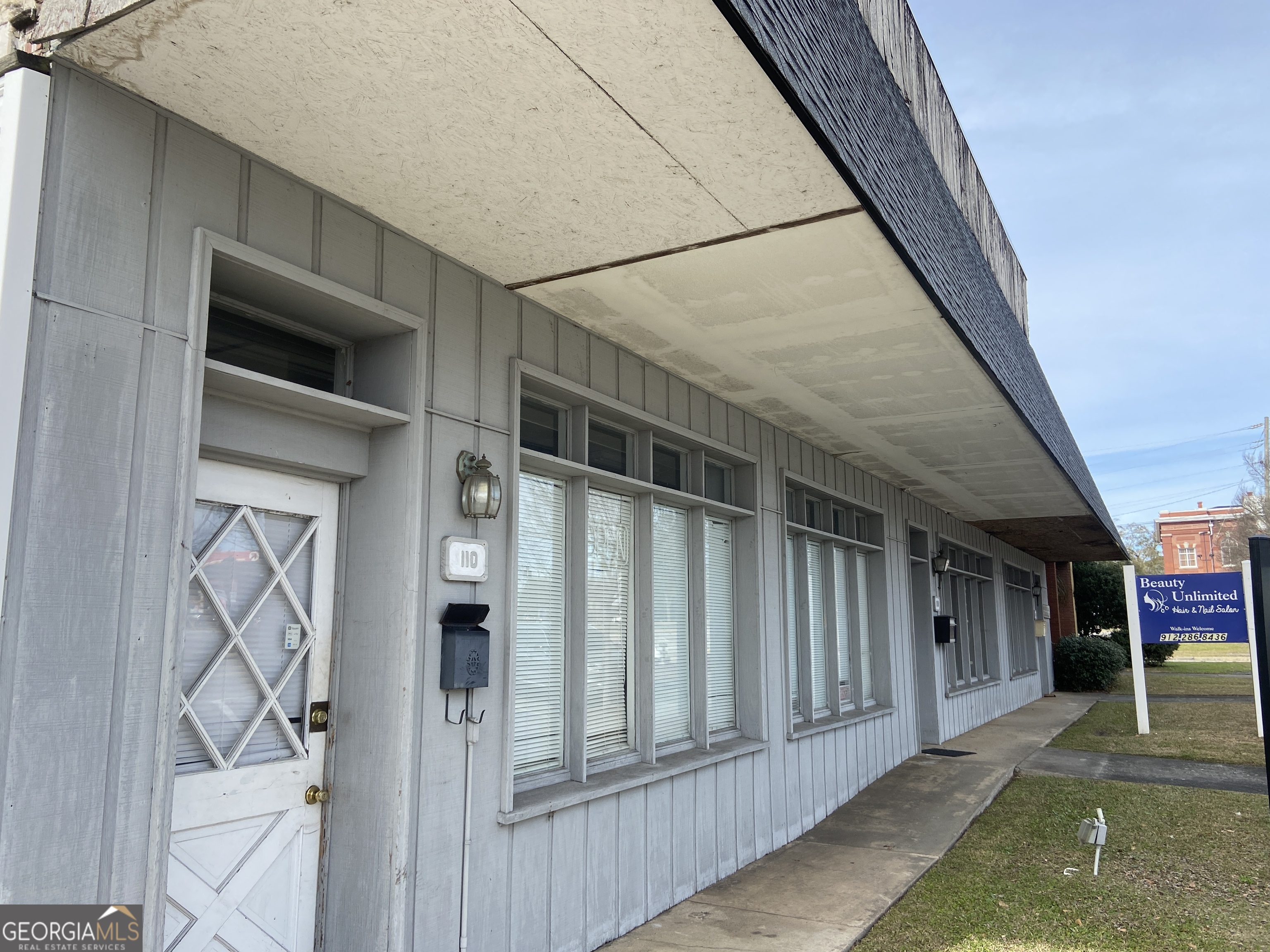 106 Main Street Property Photo 1