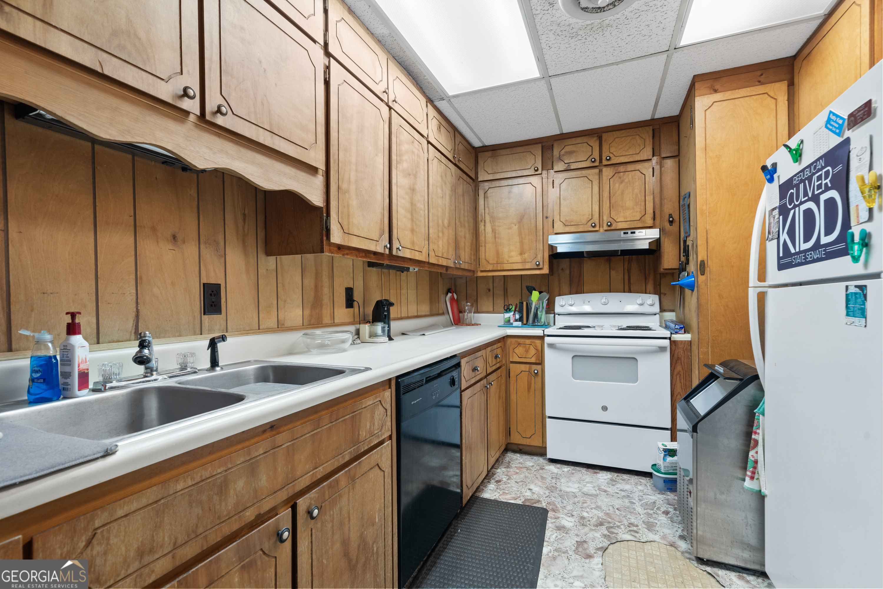 100 S Wayne Street Property Photo 17