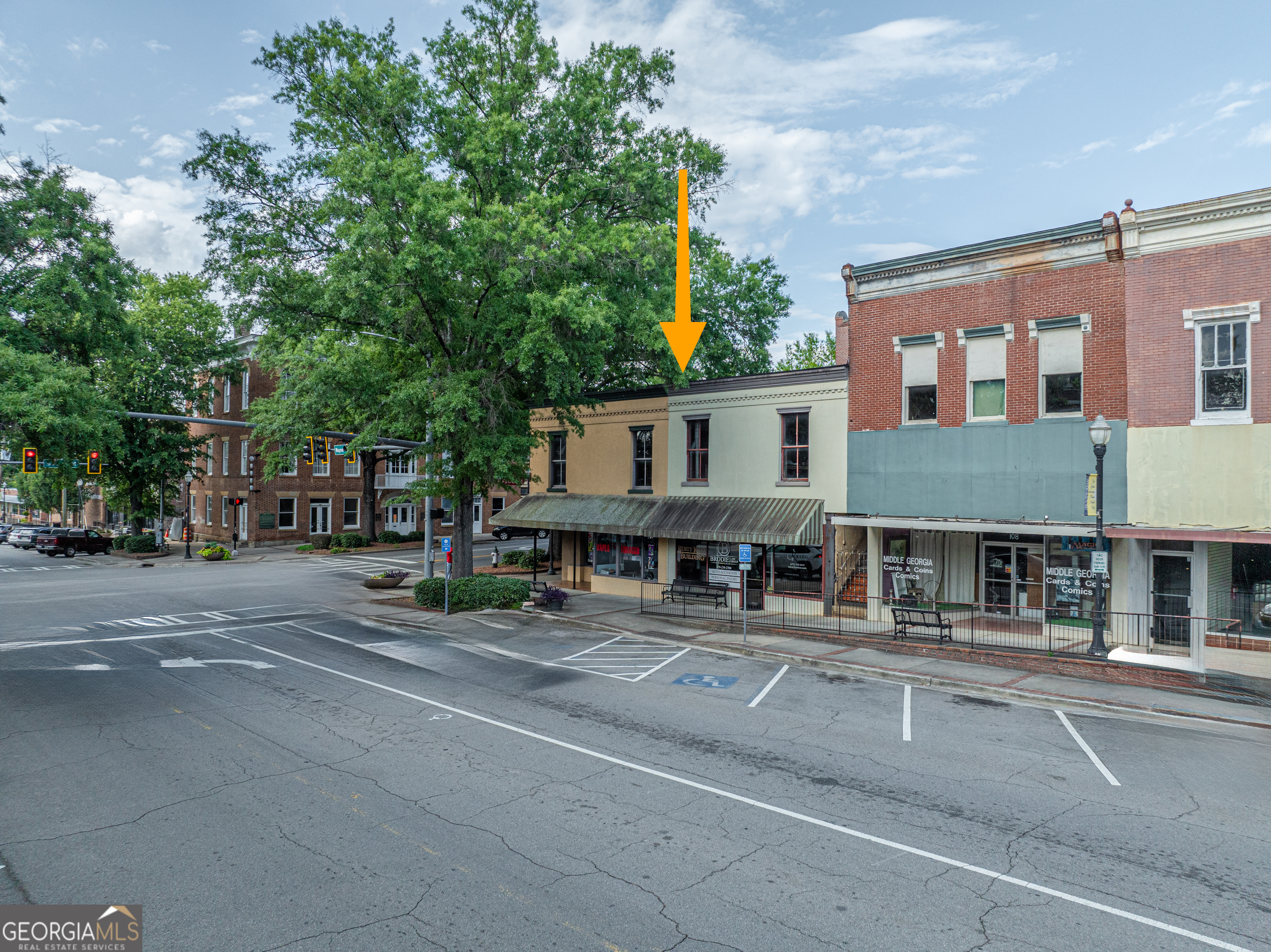 100 S Wayne Street Property Photo 27