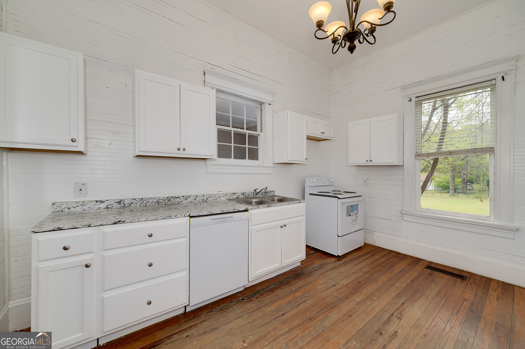 960 Jackson Street Property Photo 22