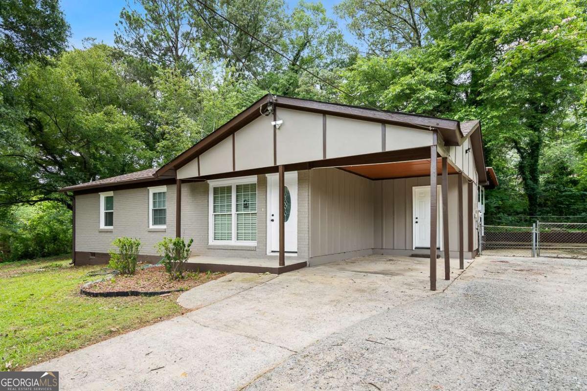 6658 Collins Court Property Photo 1