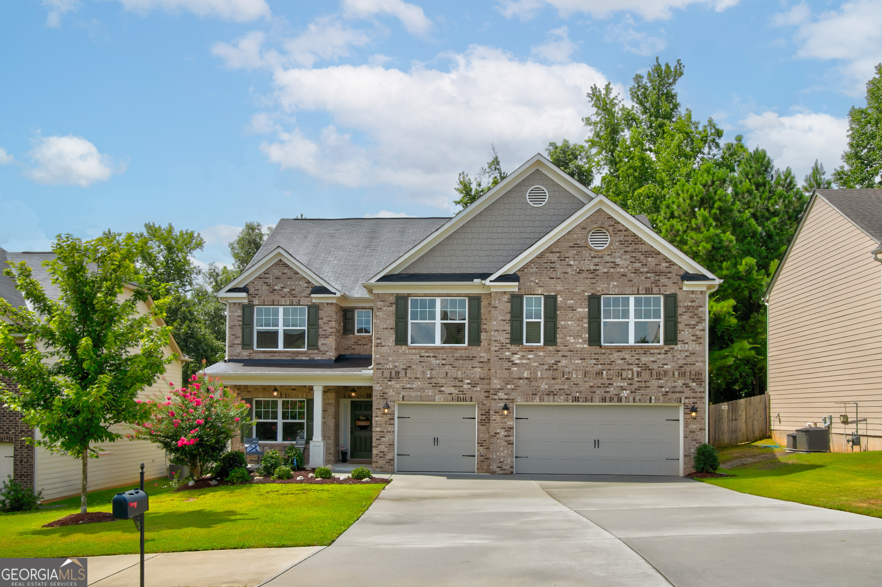 3675 Brookhollow Drive