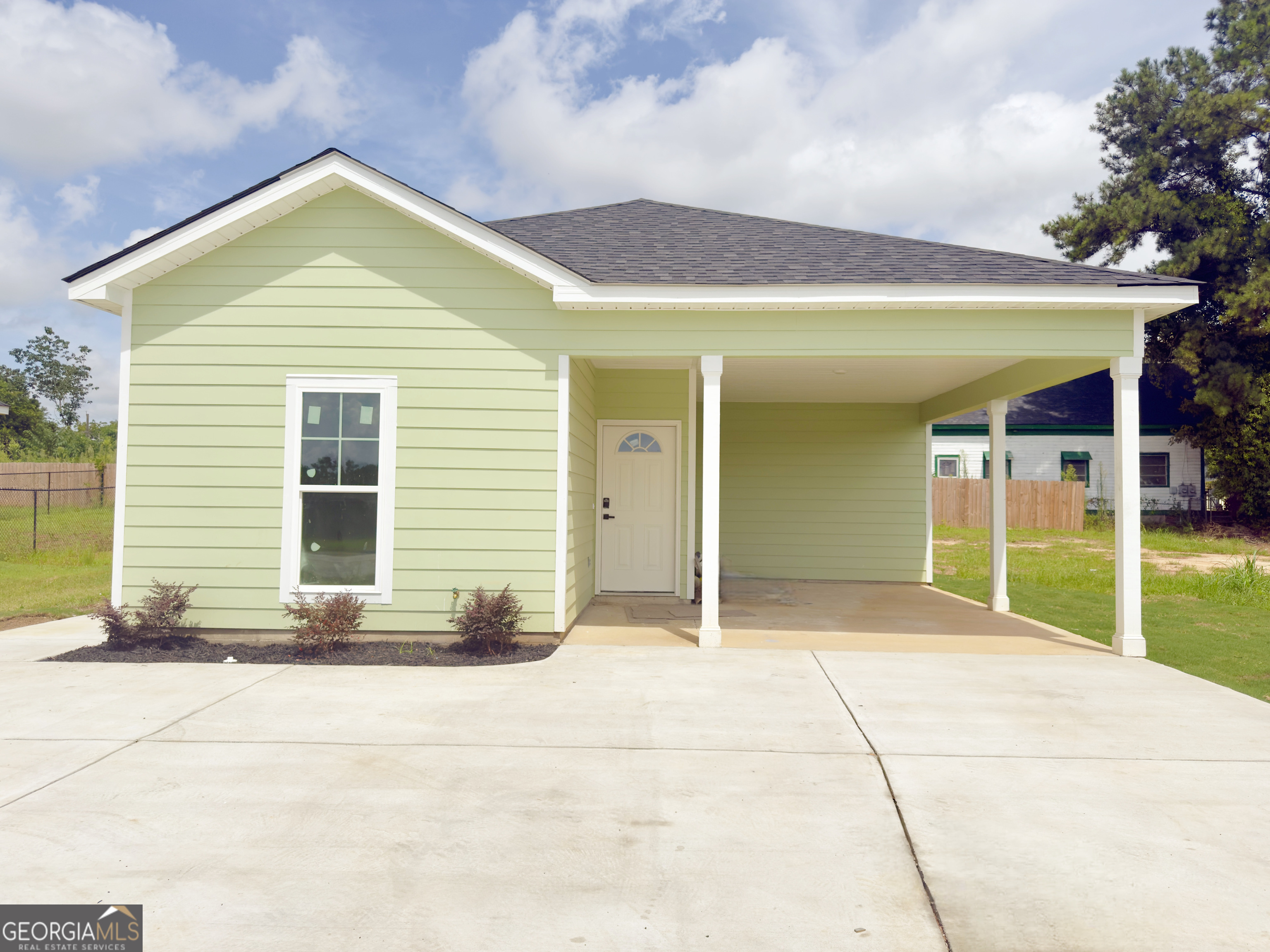 1753 Old Savannah Road Property Photo 1
