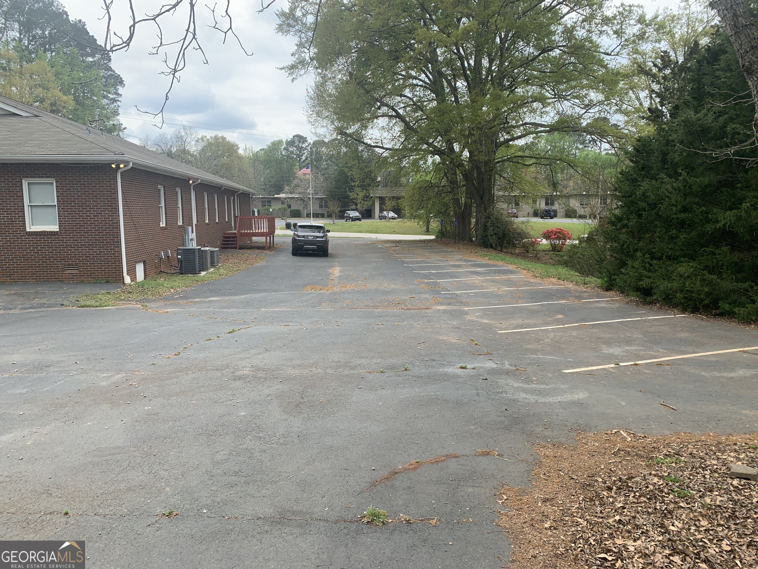 1220 Siloam Road Property Photo 8