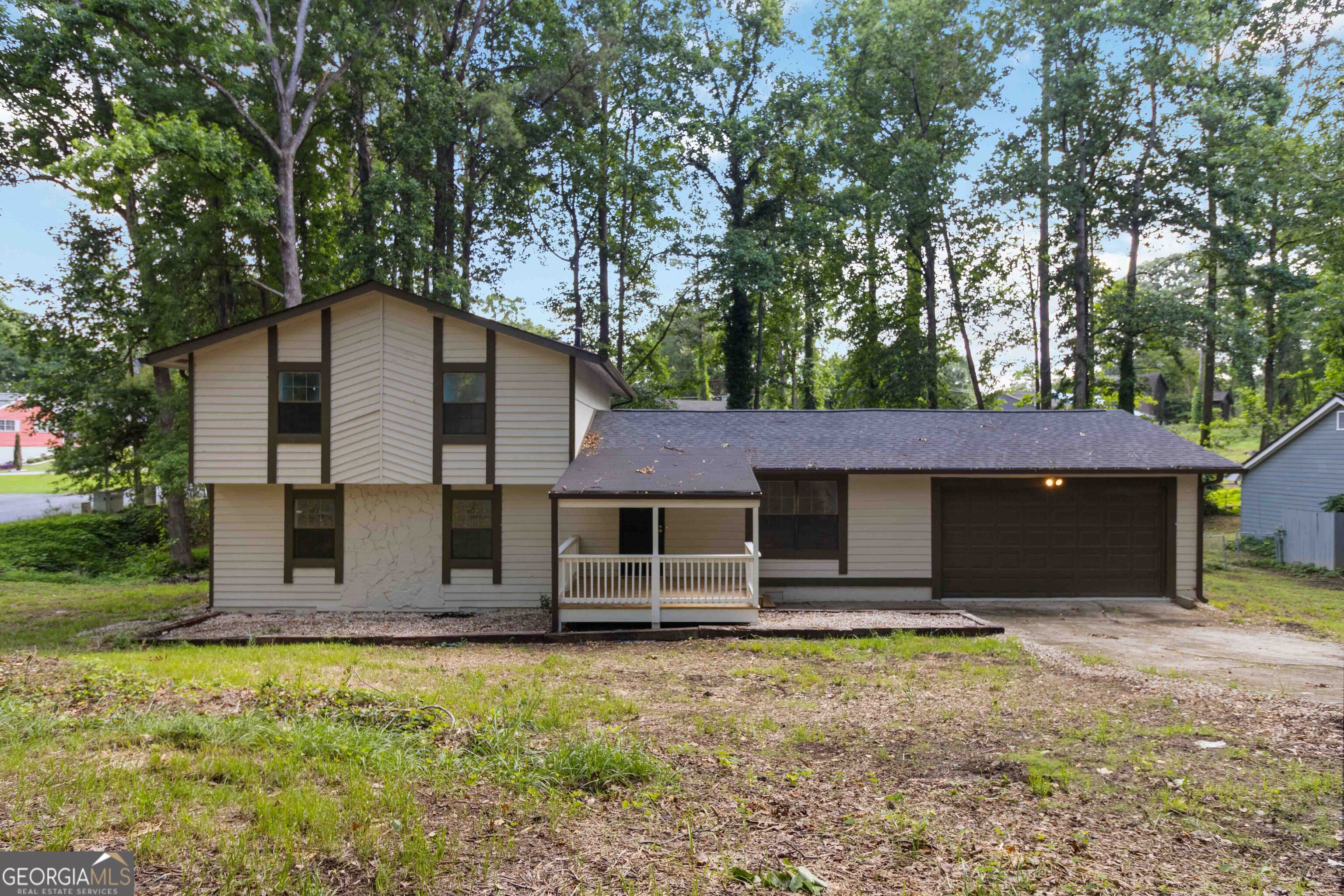 770 Four Winds Lane Property Photo 1