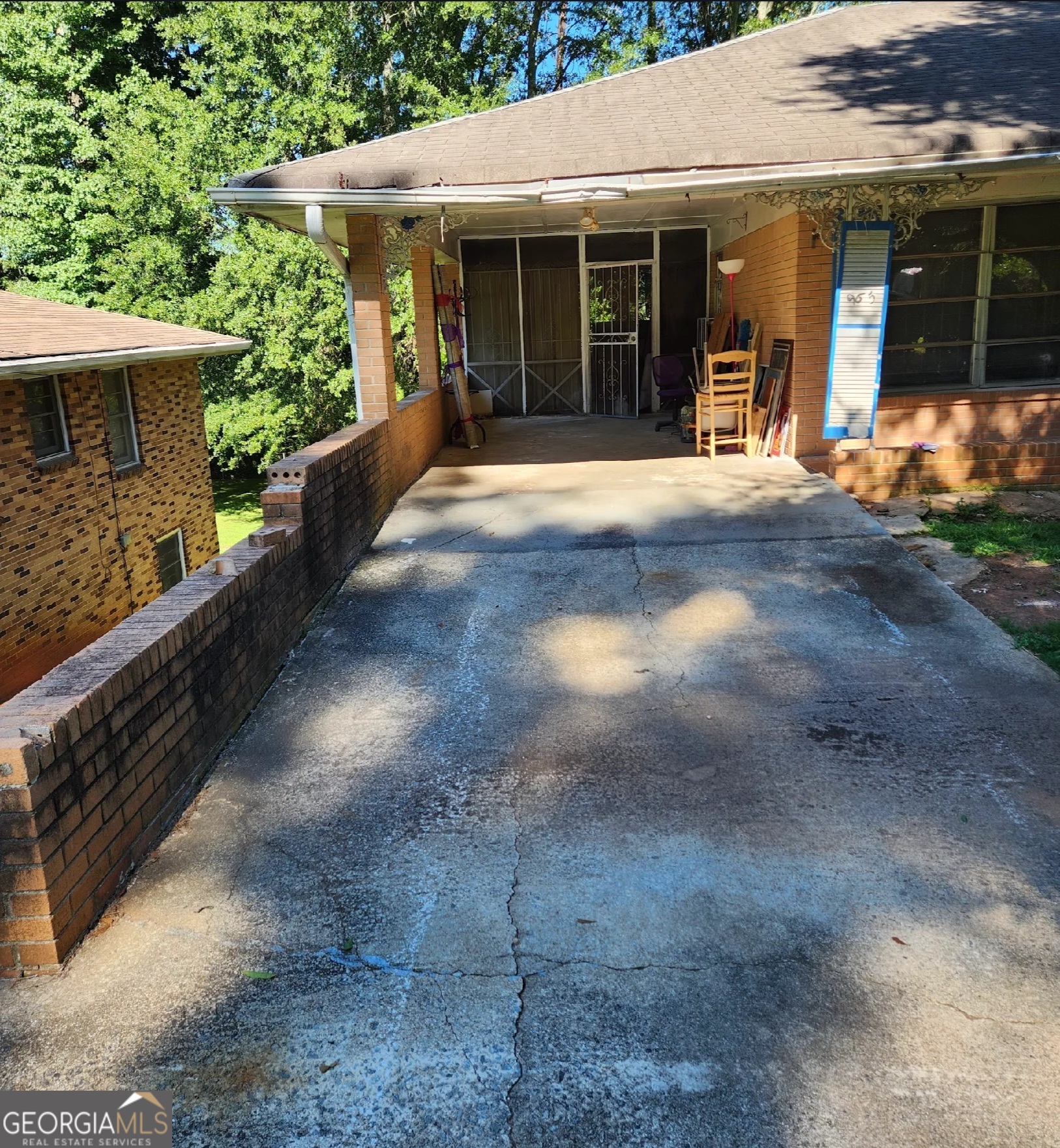 965 Stokeswood Avenue Se Property Photo 4
