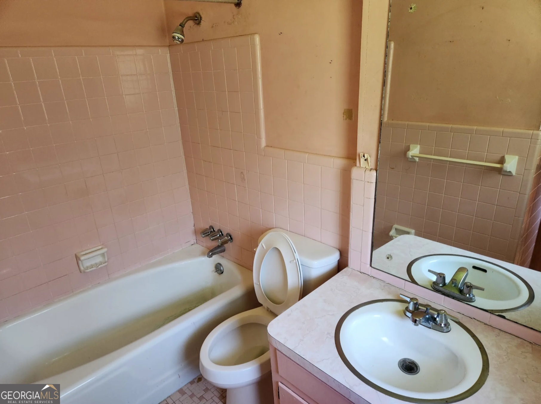 965 Stokeswood Avenue Se Property Photo 12