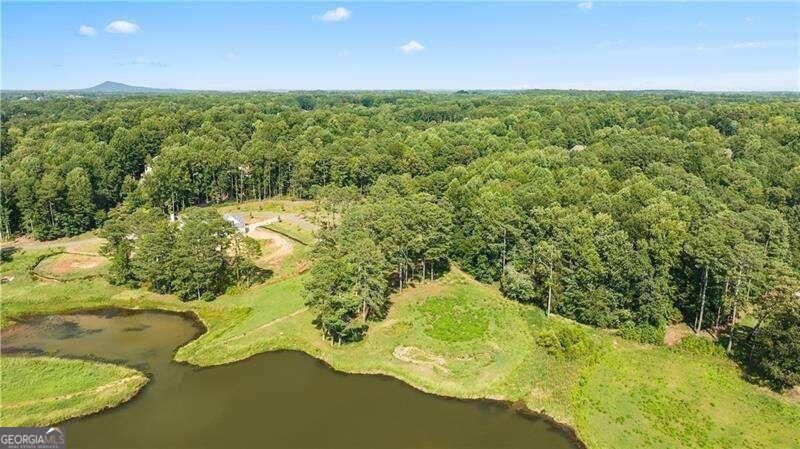 325 Lakeshore Road Property Photo 1