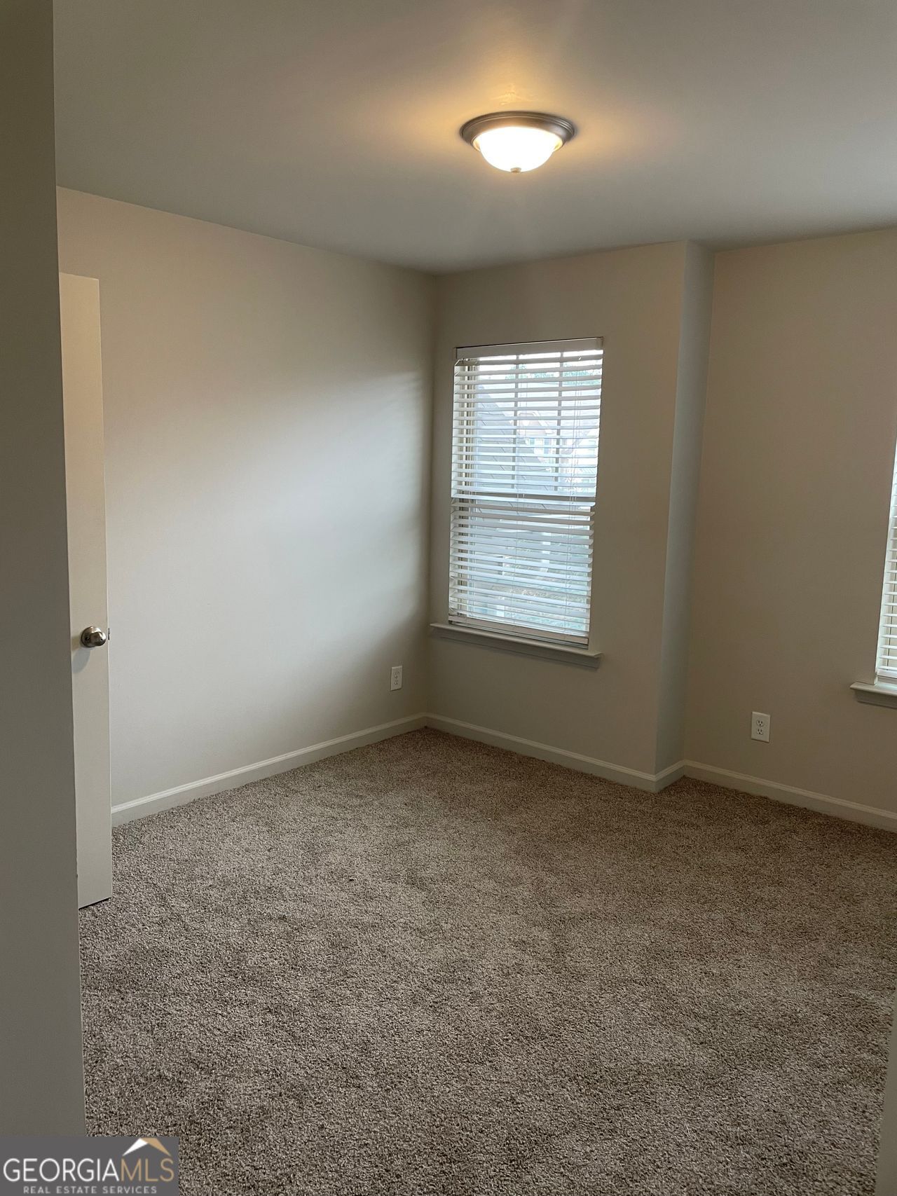 3810 Equity Lane Property Photo 21