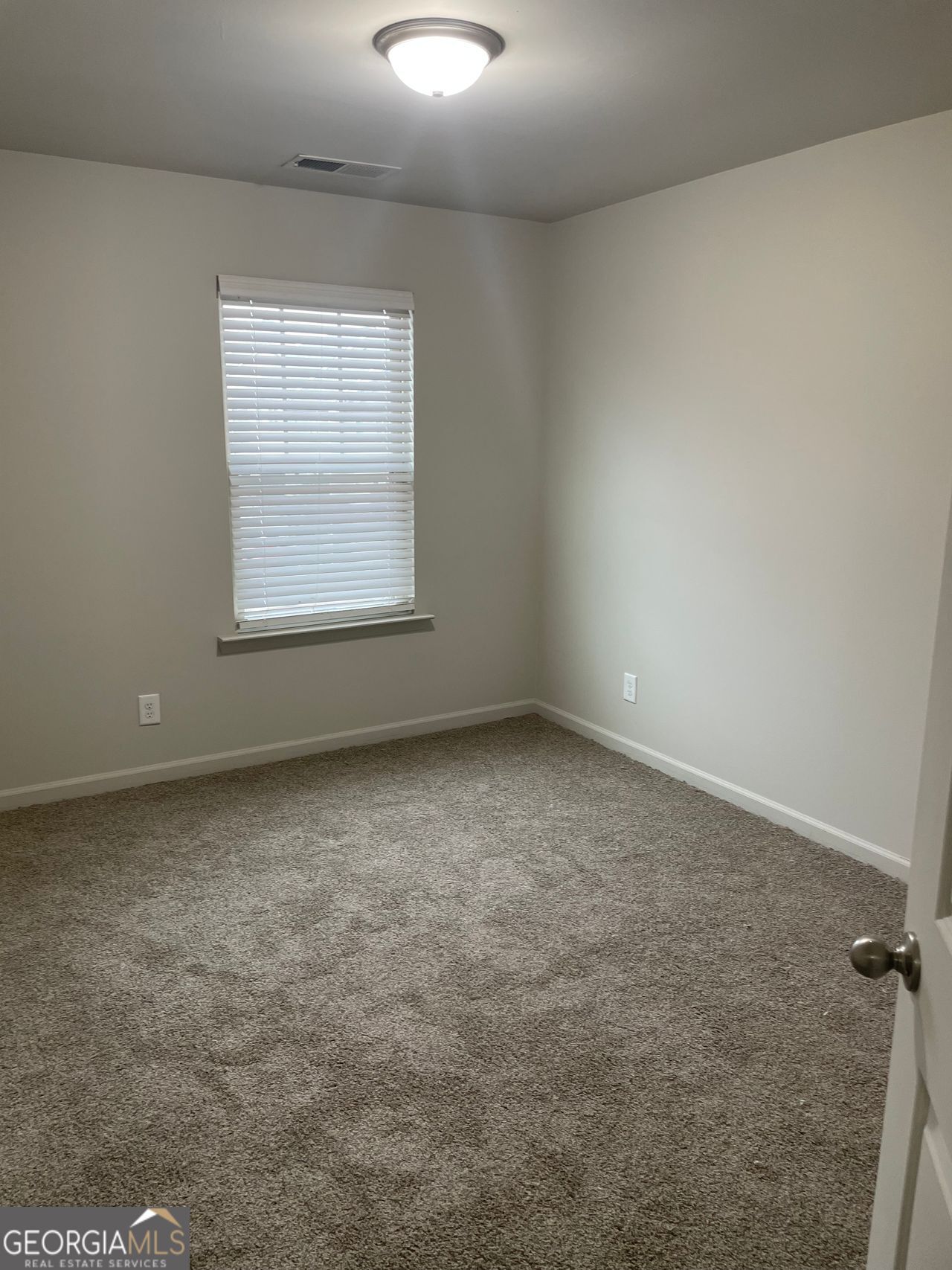 3810 Equity Lane Property Photo 22