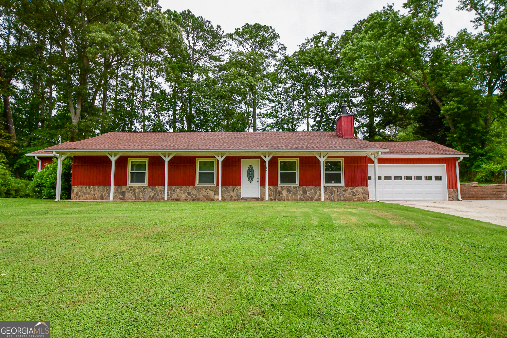 125 Point View Court Property Photo 1