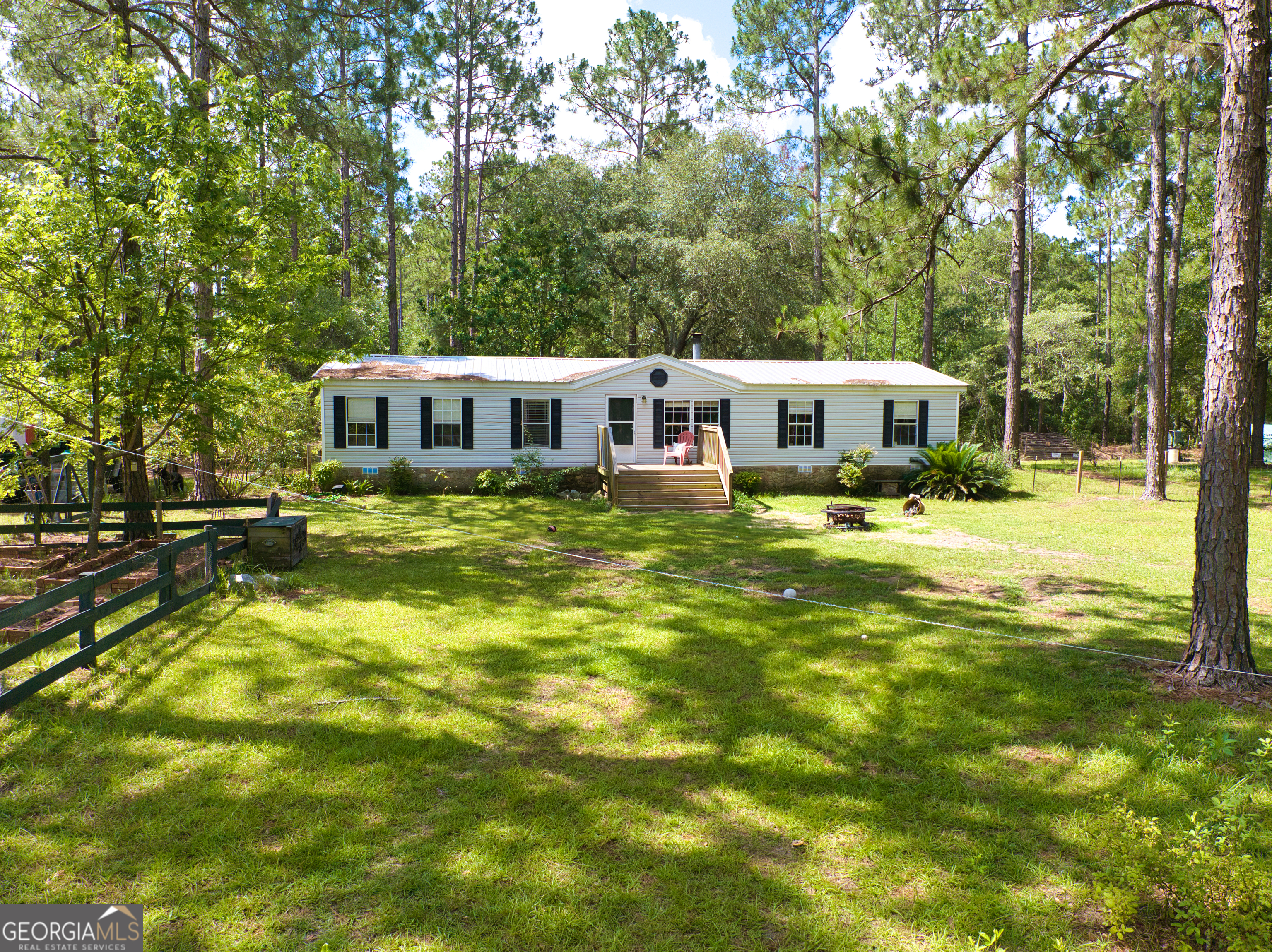 2138 Ten Mile Road Property Photo 1