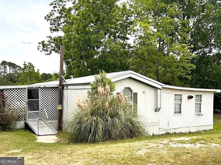 1004 Gordon Avenue Property Photo 1
