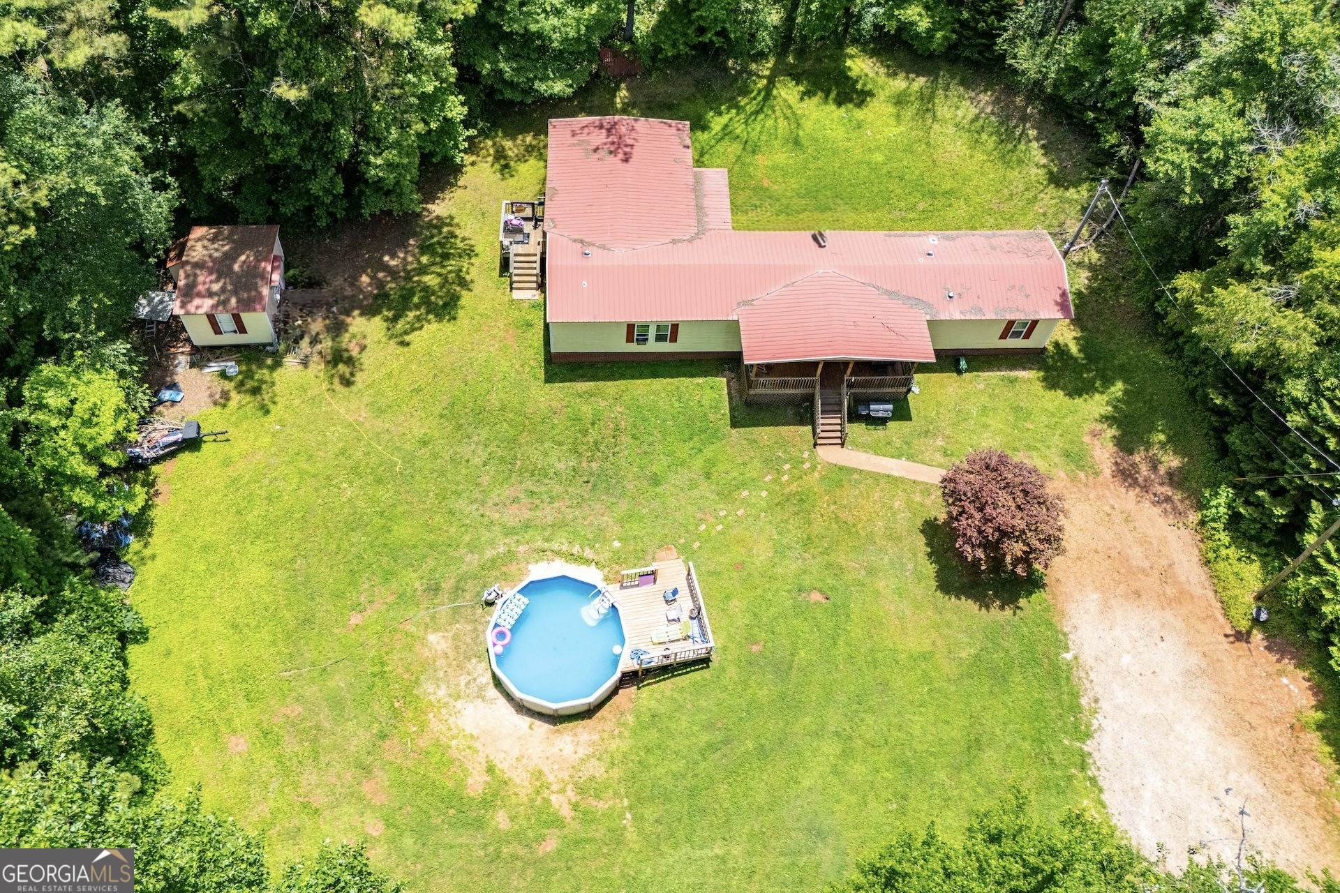 980 Dr King Road Property Photo 1