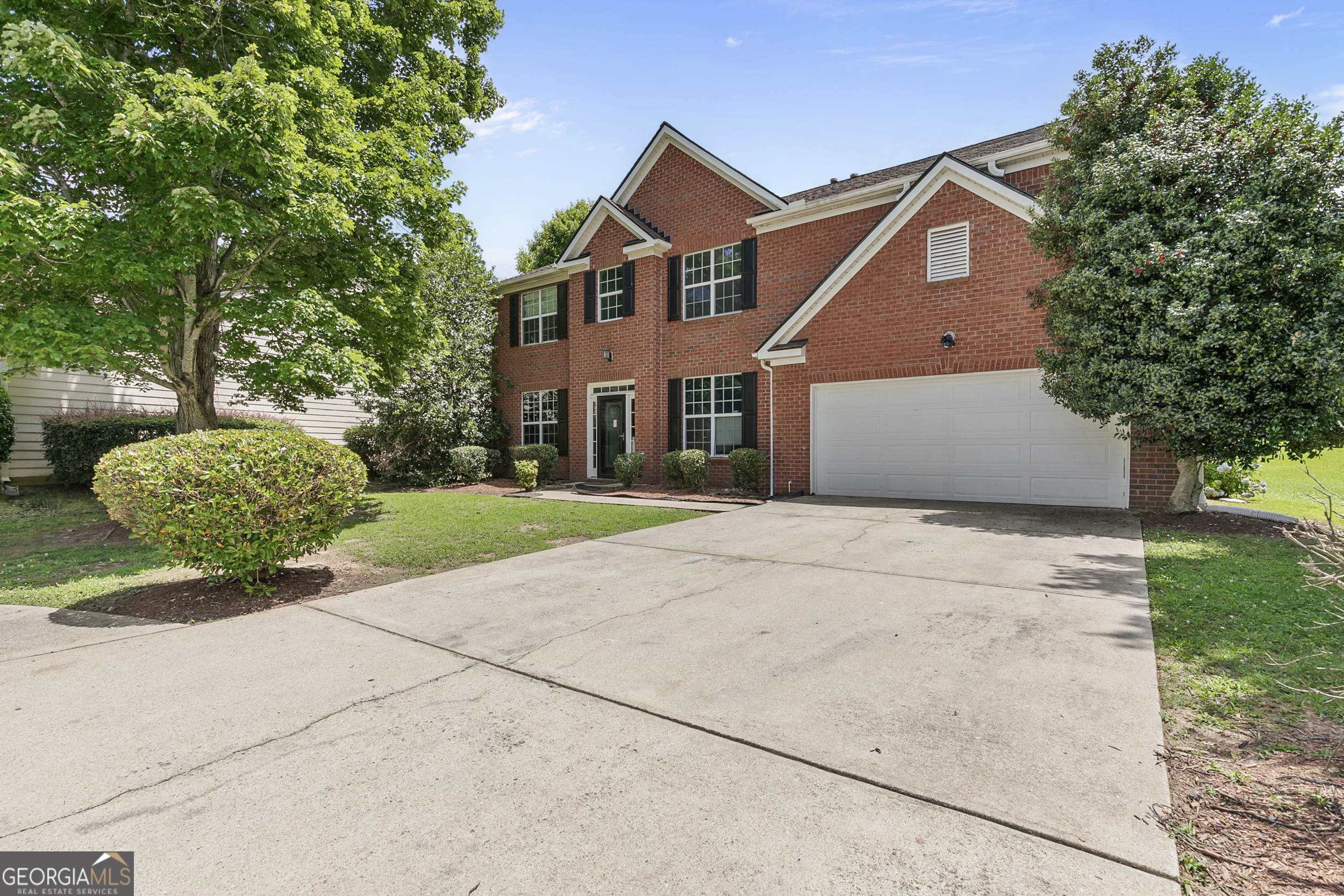 750 Ambrose Lane Property Photo 1