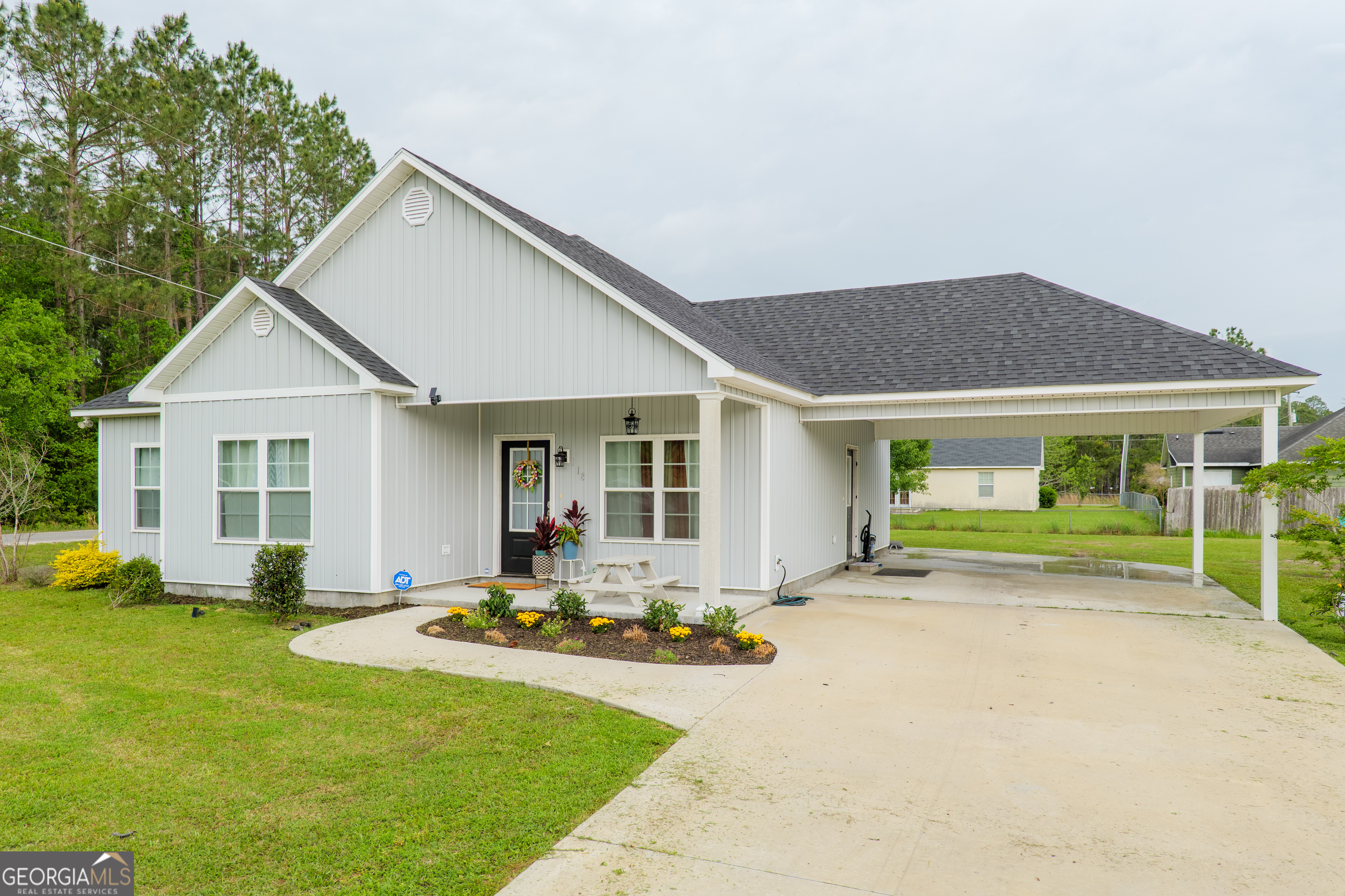 118 Oklahoma Circle Property Photo 1