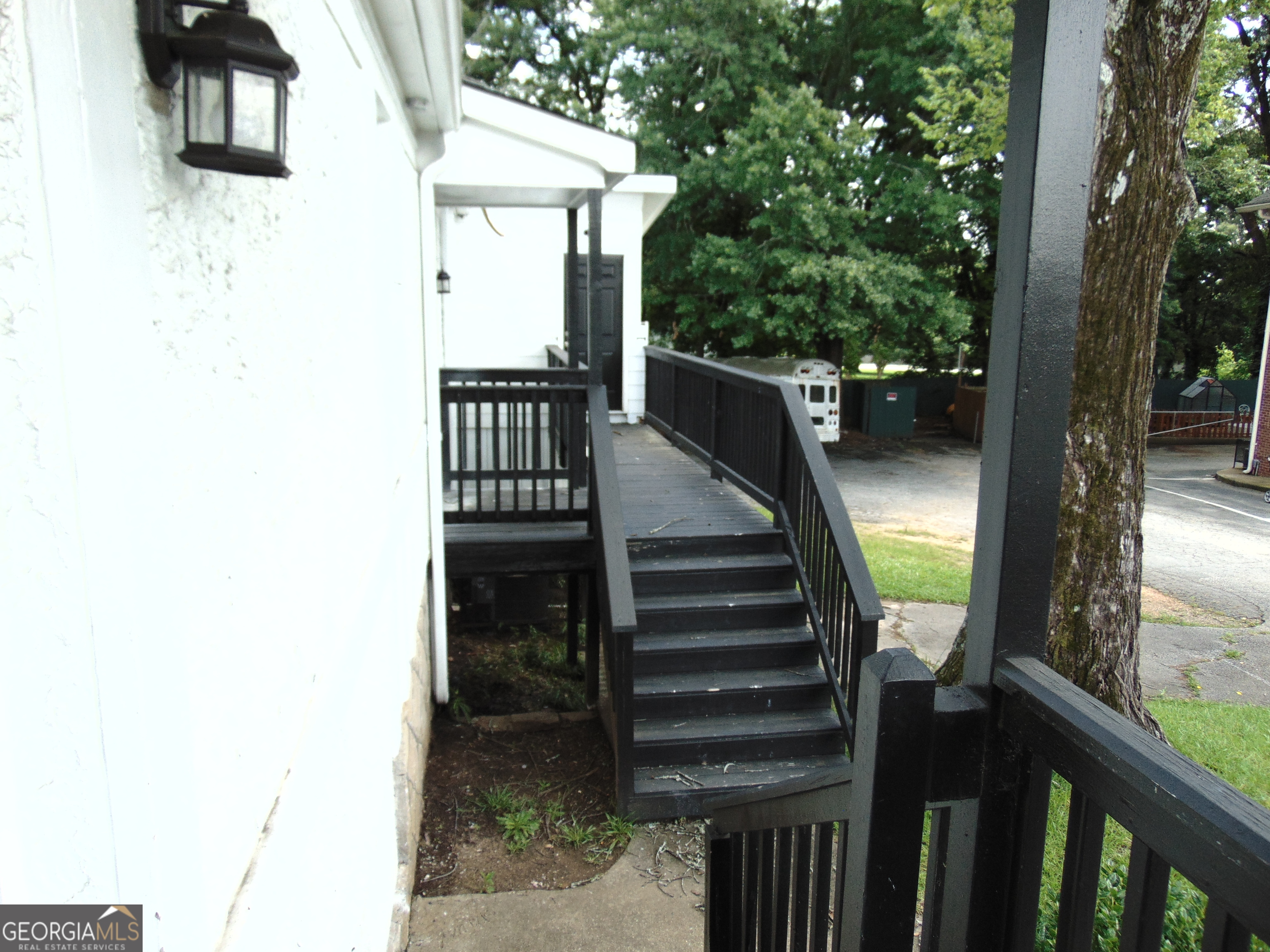 6277 Memorial Drive Property Photo 3