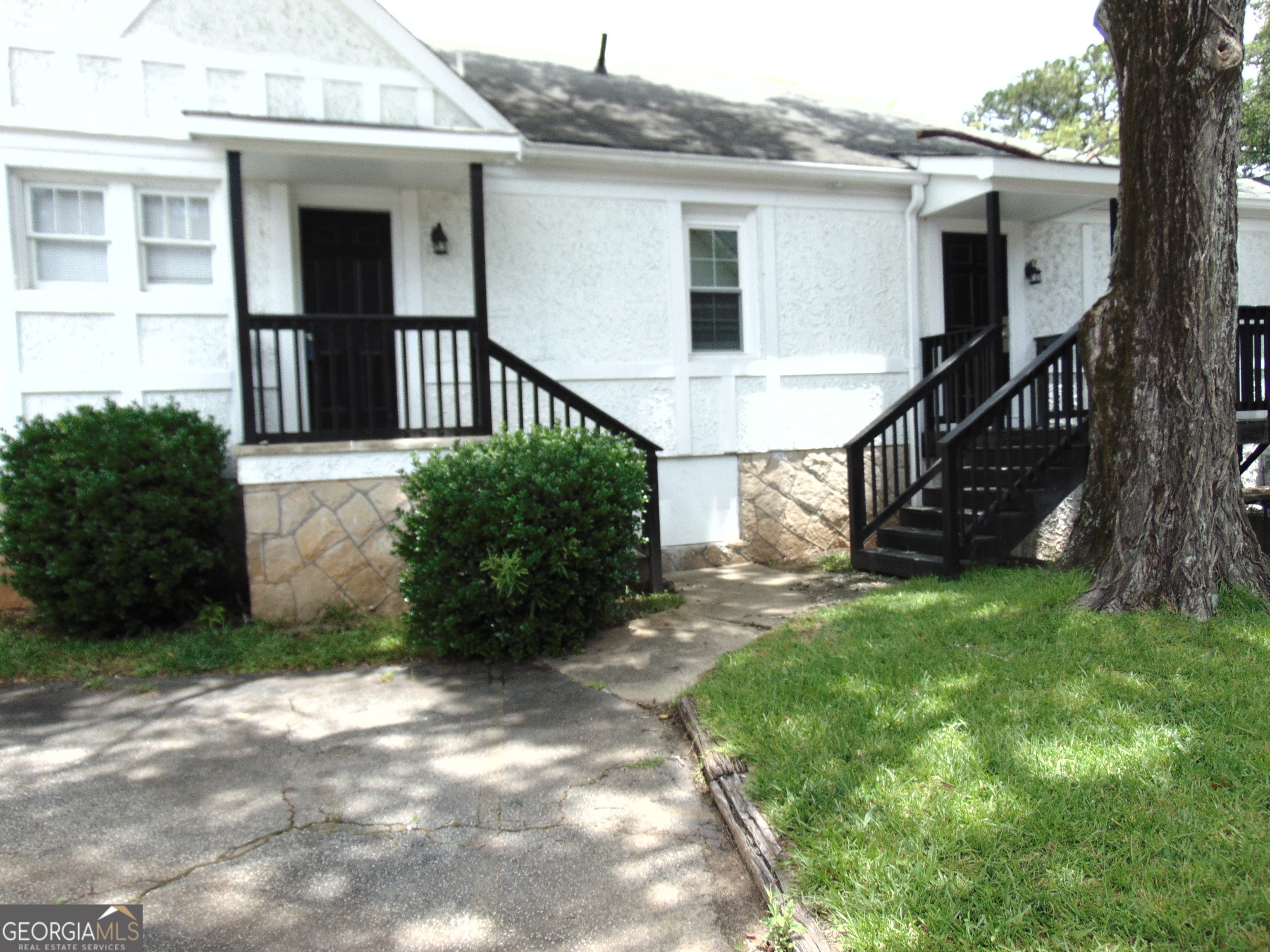 6277 Memorial Drive Property Photo 14