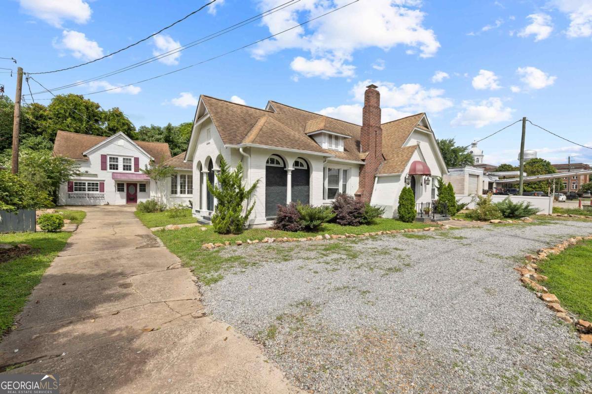204 S Jefferson Avenue Property Photo 4