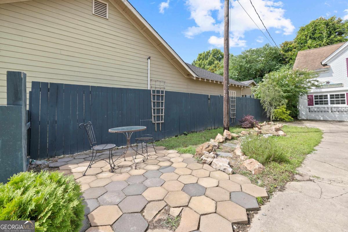 204 S Jefferson Avenue Property Photo 7