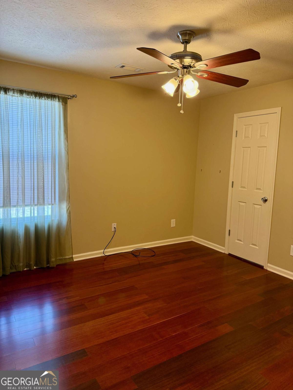 1013 Navaho Trail Property Photo 23