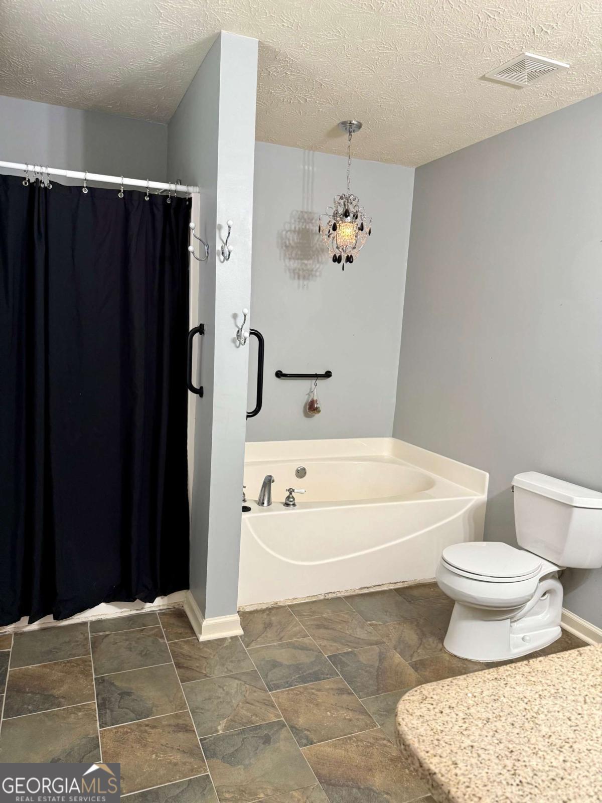 1013 Navaho Trail Property Photo 25