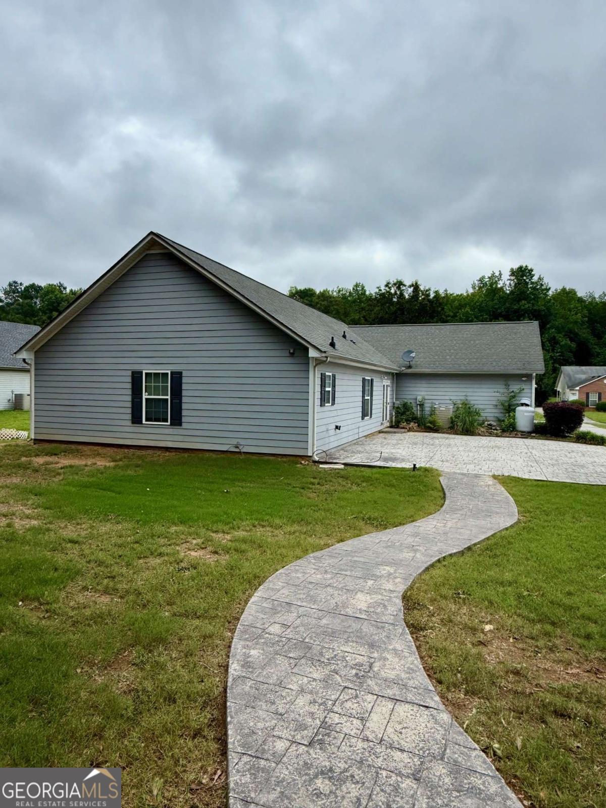 1013 Navaho Trail Property Photo 27