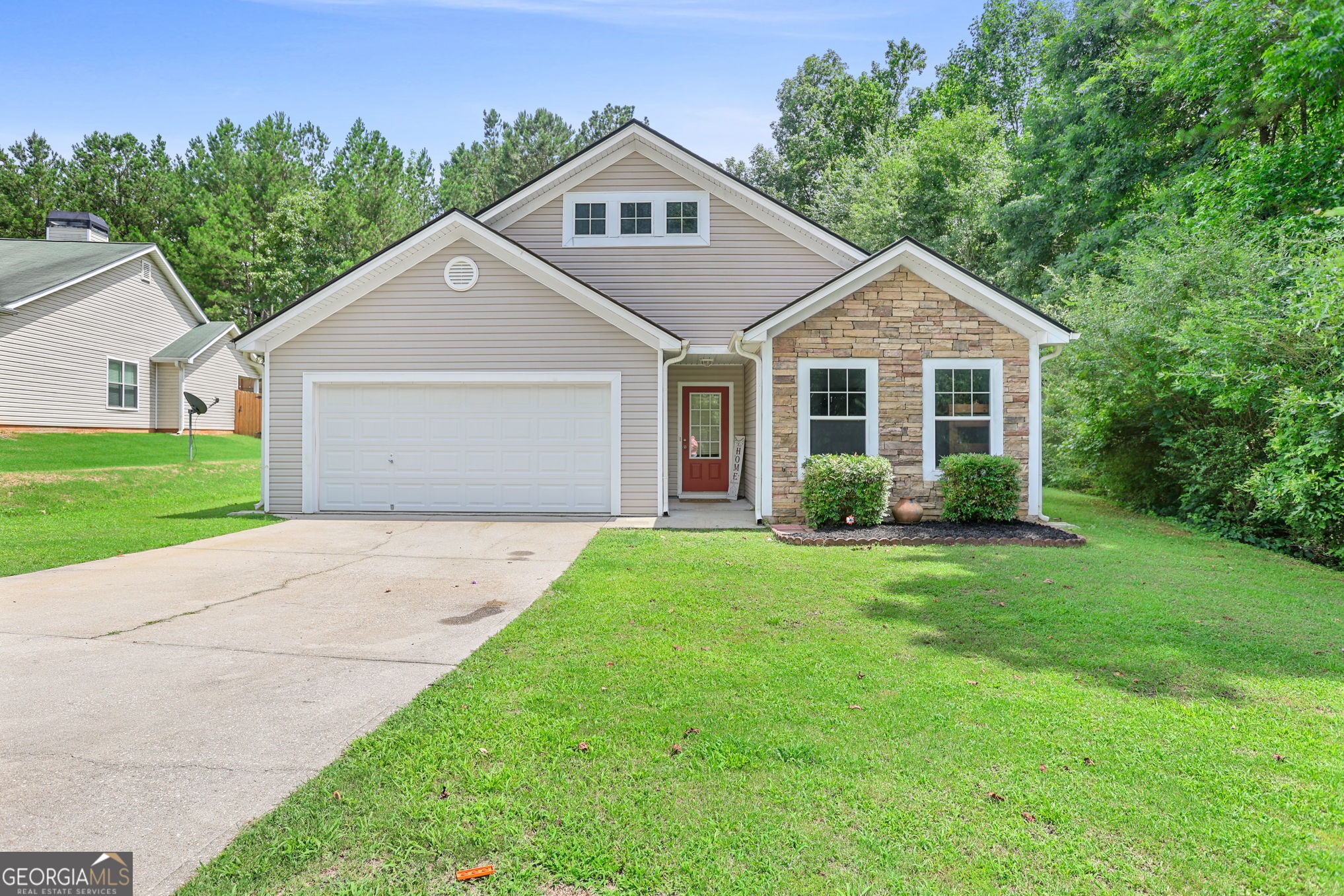 107 Meadowbrook Lane Property Photo 1