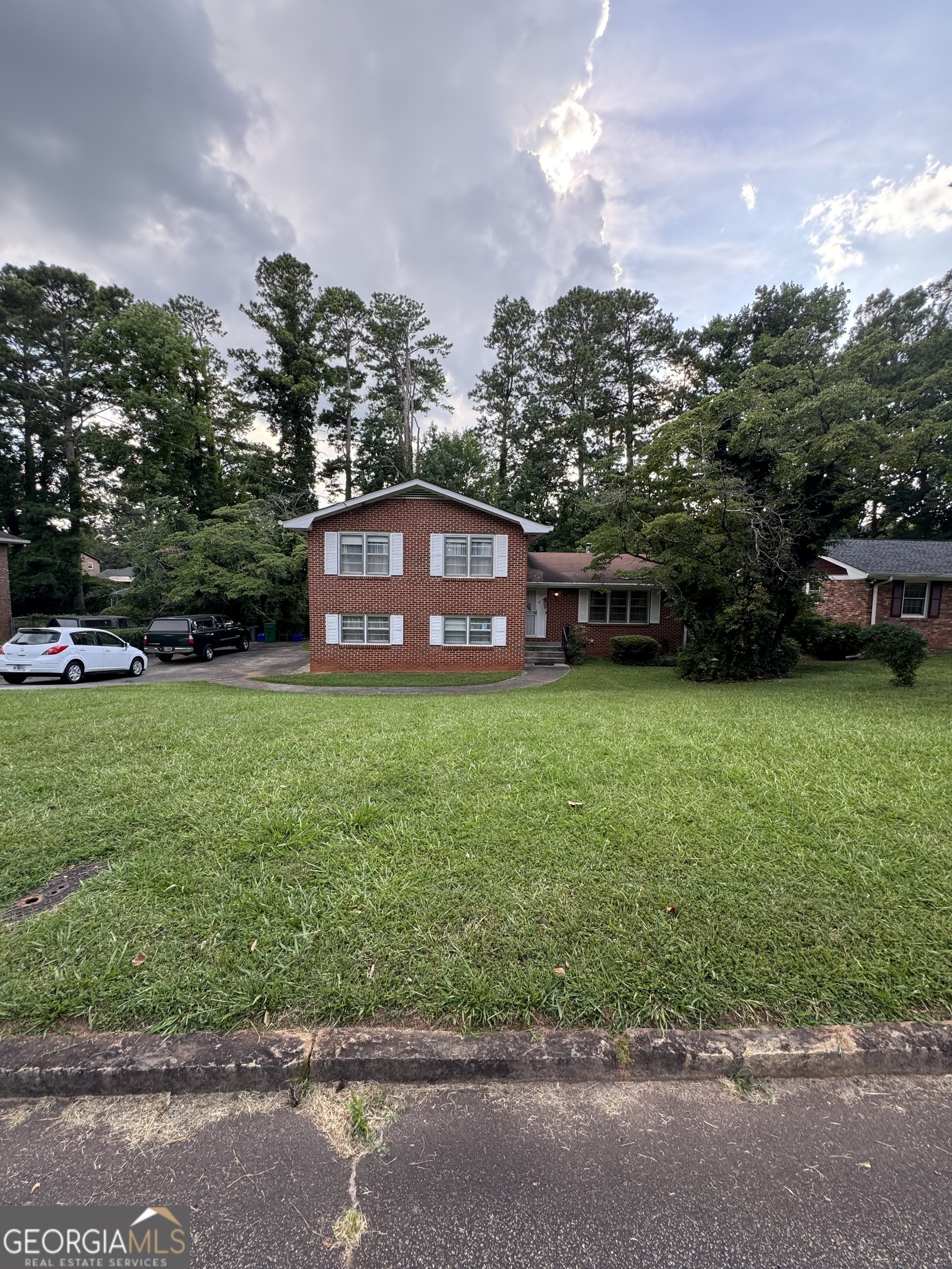 1046 Sans Souci Way Property Photo 2