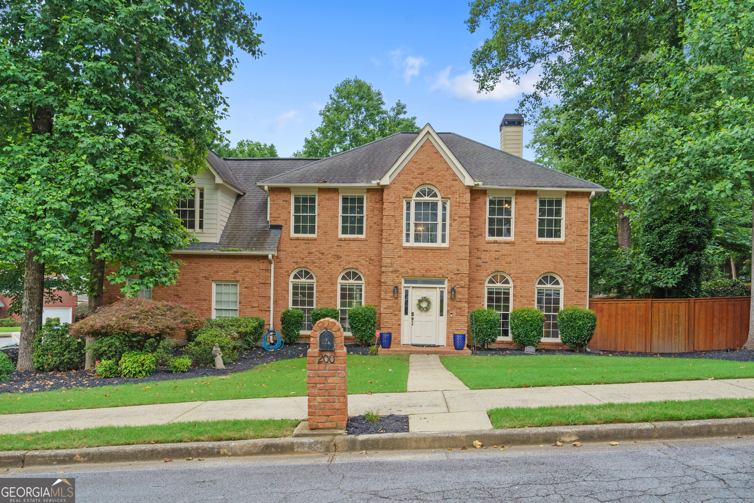 200 Creek Run Court Property Photo 1