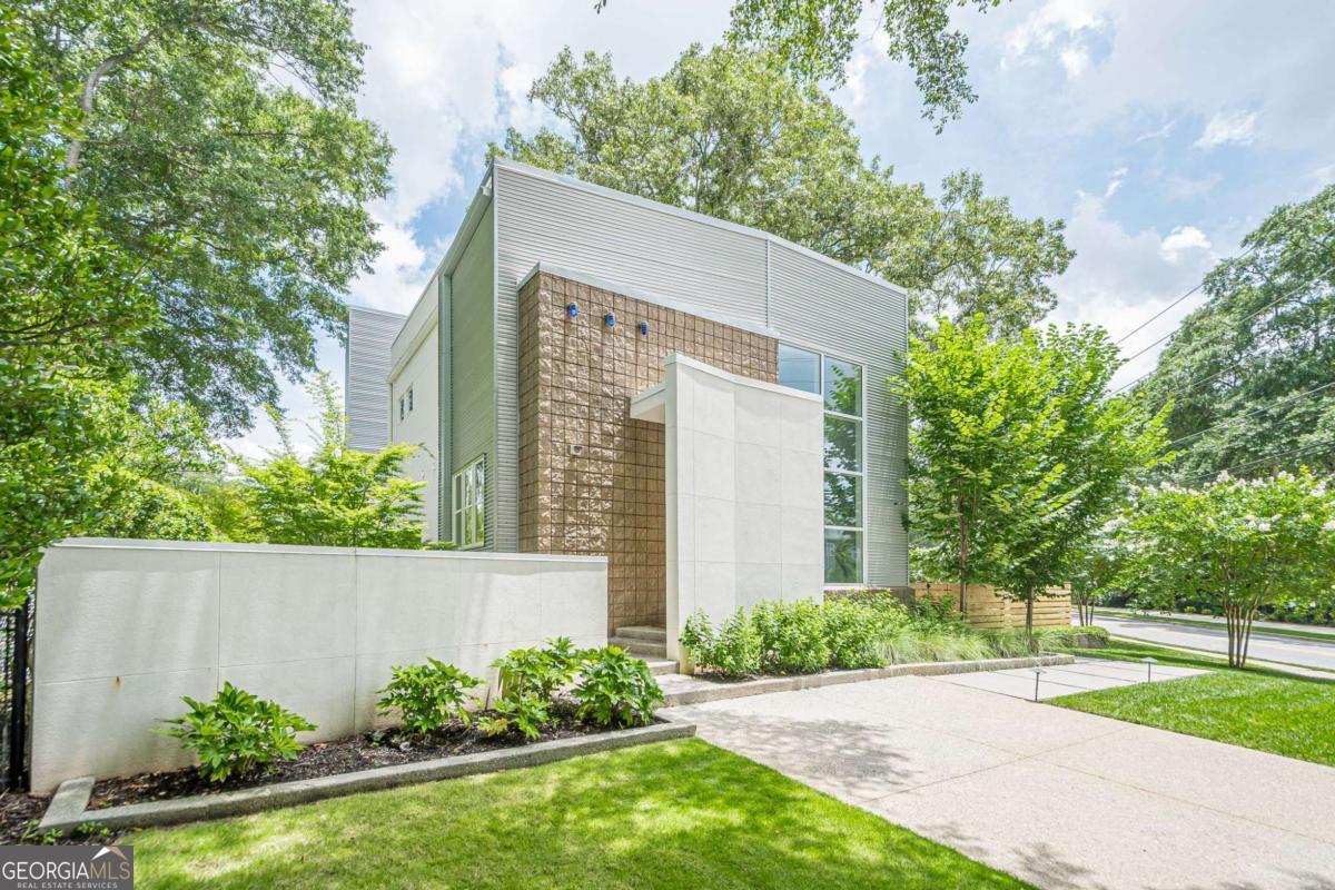 2269 Briarwood Hills Drive Ne Property Photo 1