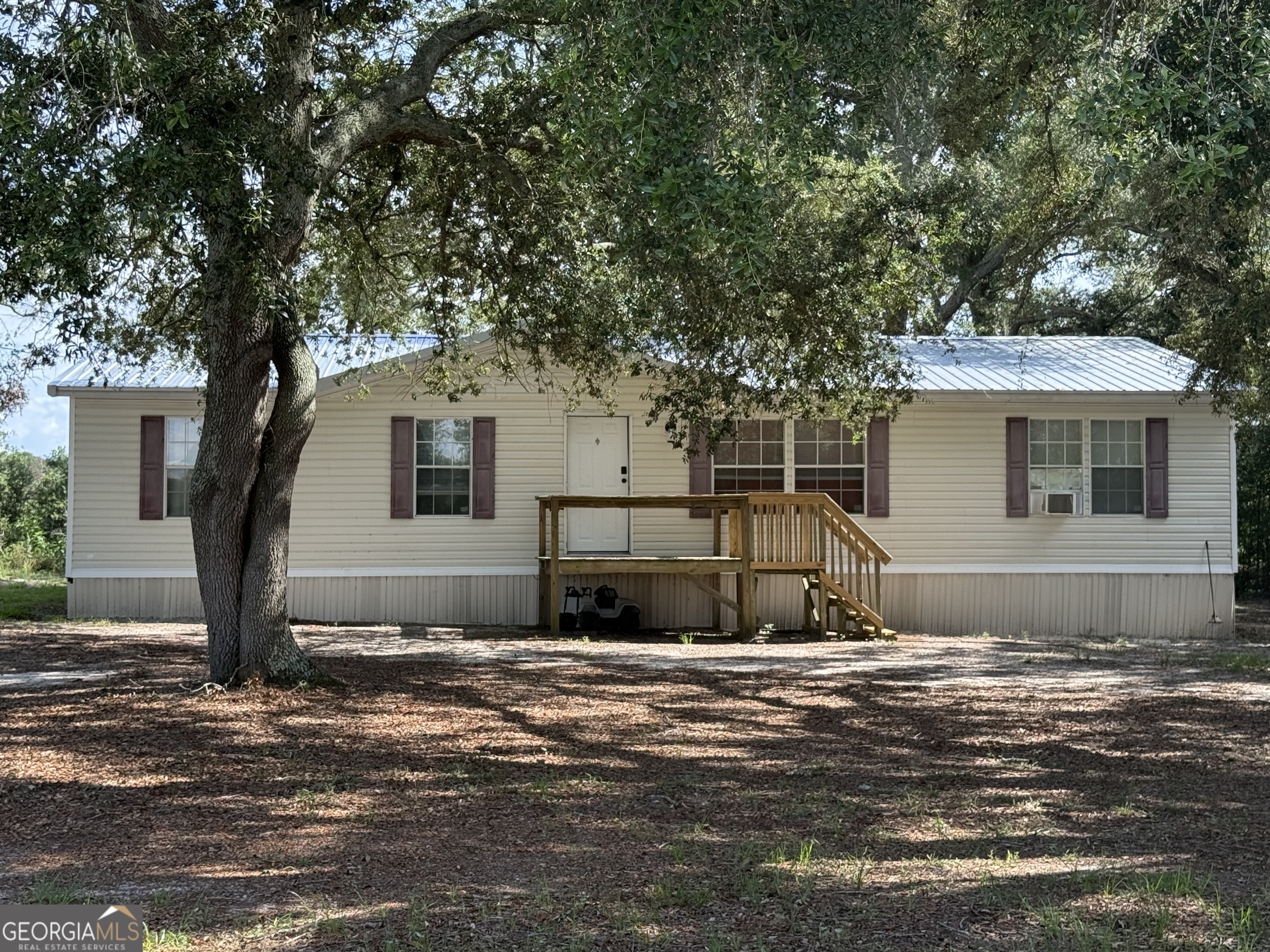 989 Harvey Hutto Road Property Photo 1