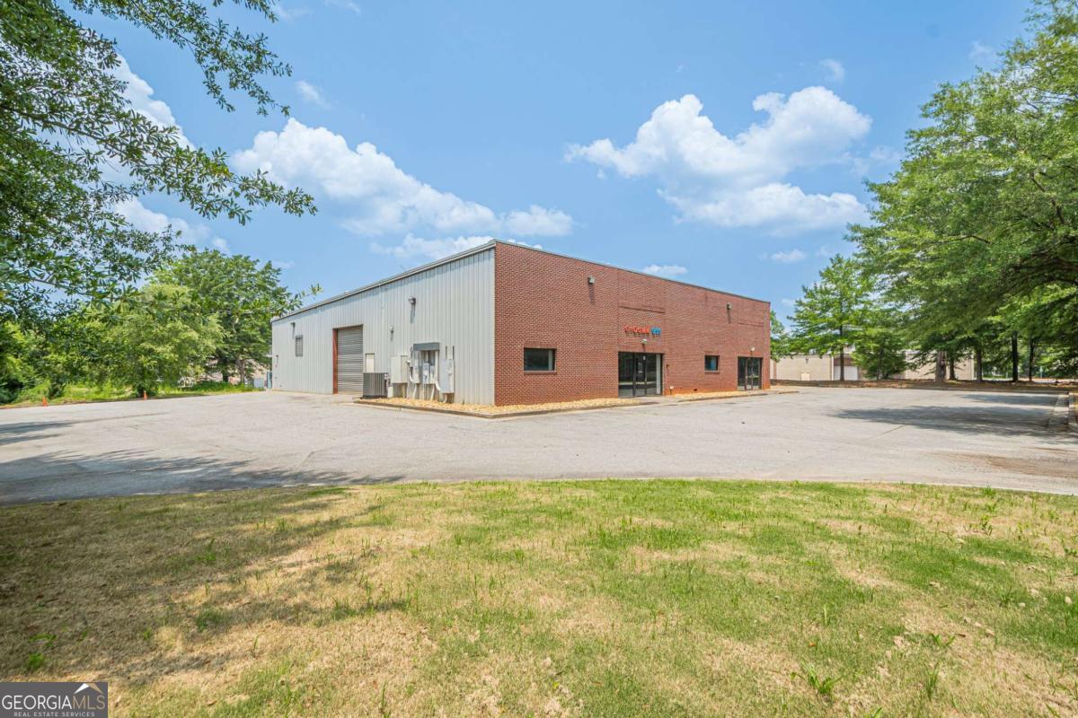 2600 Mathews Street Se Property Photo 7
