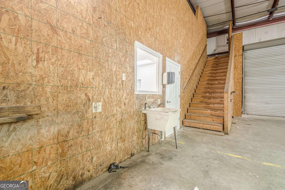 2600 Mathews Street Se Property Photo 17