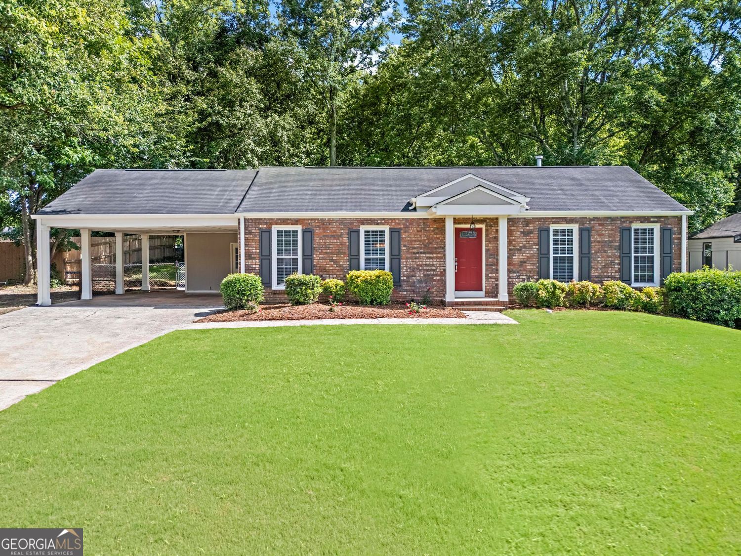 365 Norcross Street Property Photo 1