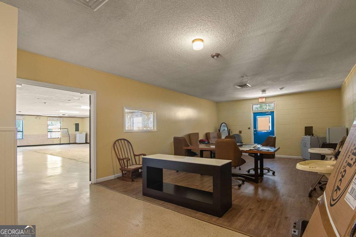 4433 Roundfield Road Property Photo 19