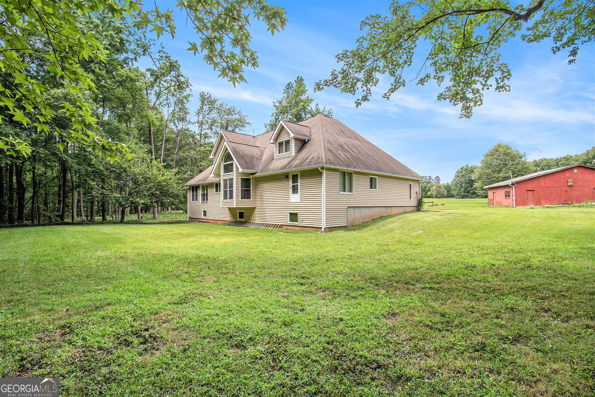 1600 Highway 81 E Property Photo 15