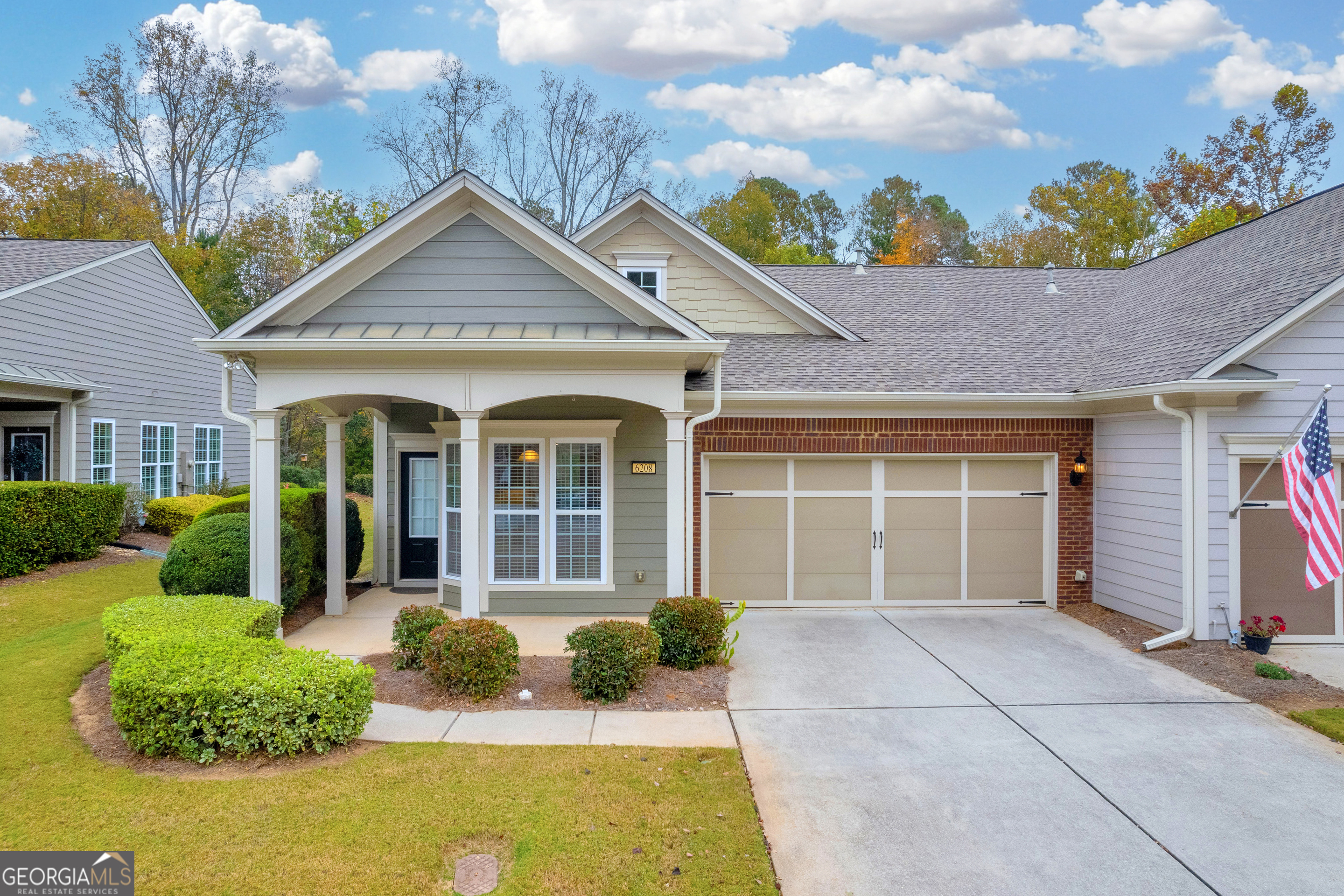 6208 Longleaf Drive Property Photo 1