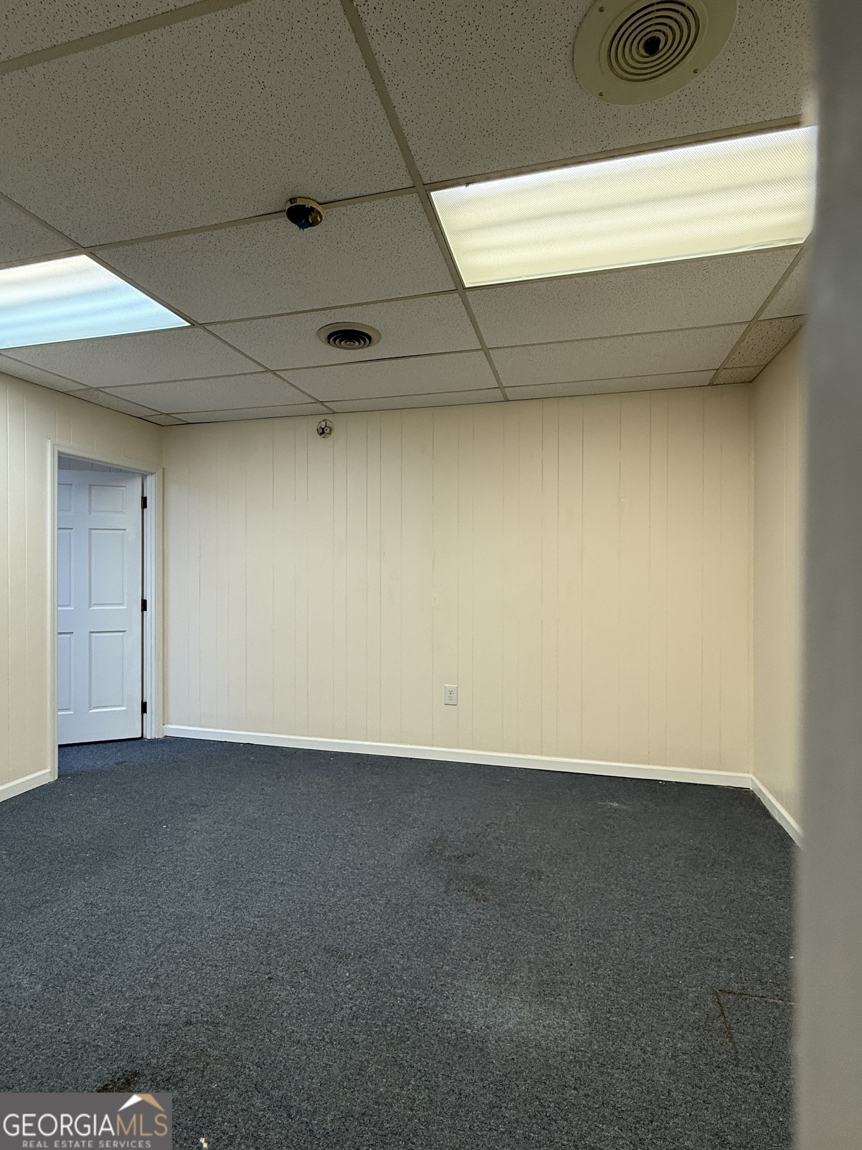 966 Dorsey Street Property Photo 6