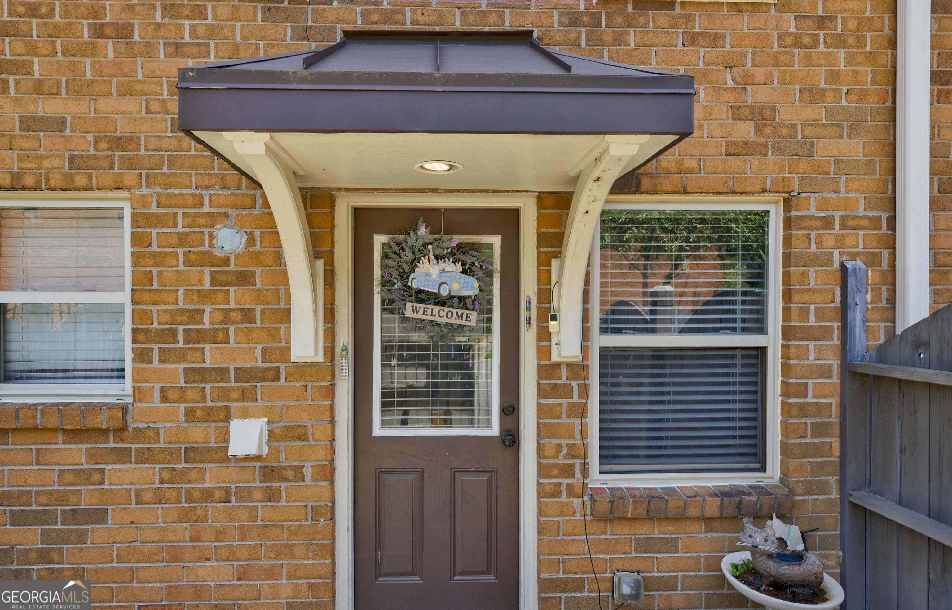 105 N River Drive # G Property Photo 1