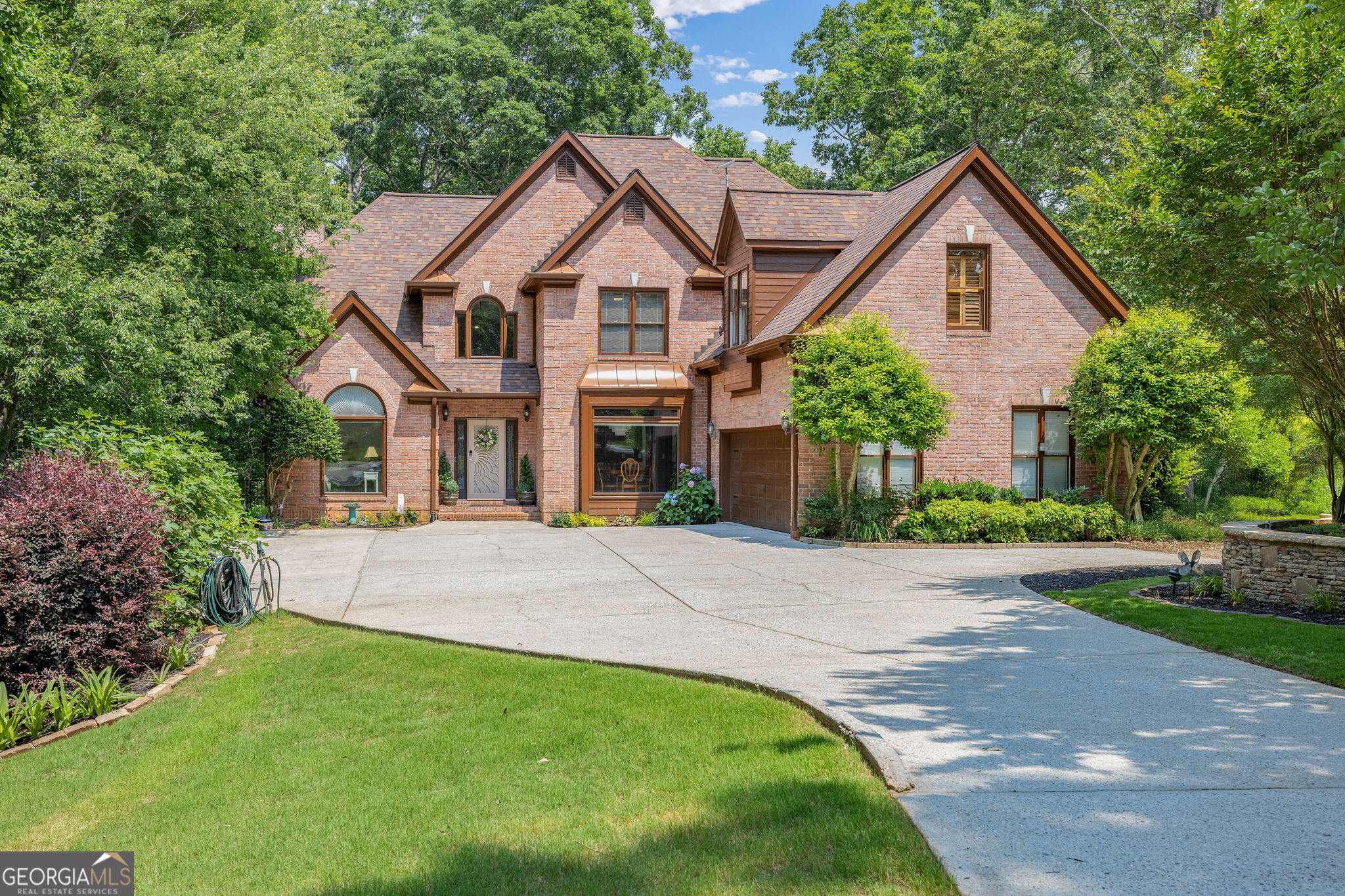 8575 Anchor On Lanier Court Property Photo 1