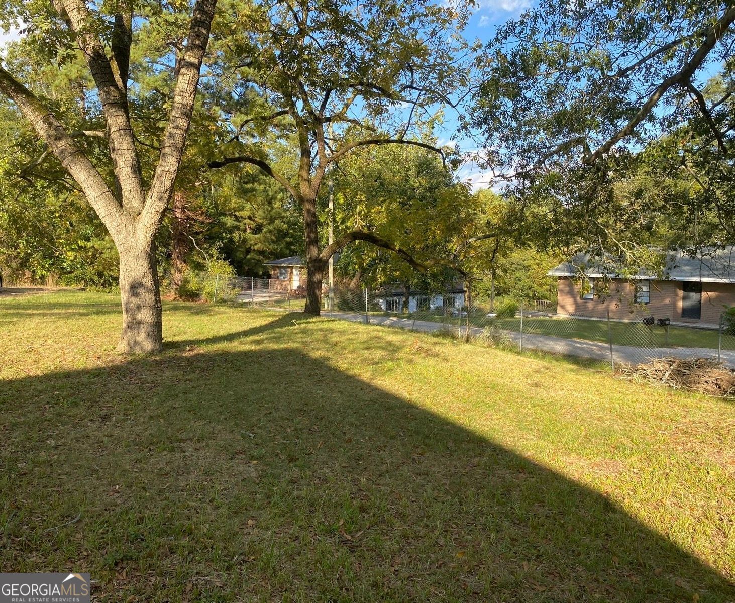 1146 Covington Highway Se Property Photo 2