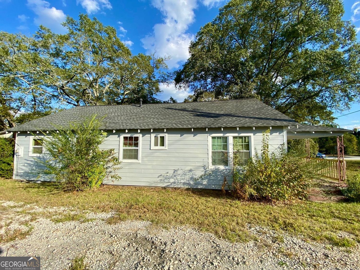 1146 Covington Highway Se Property Photo 9