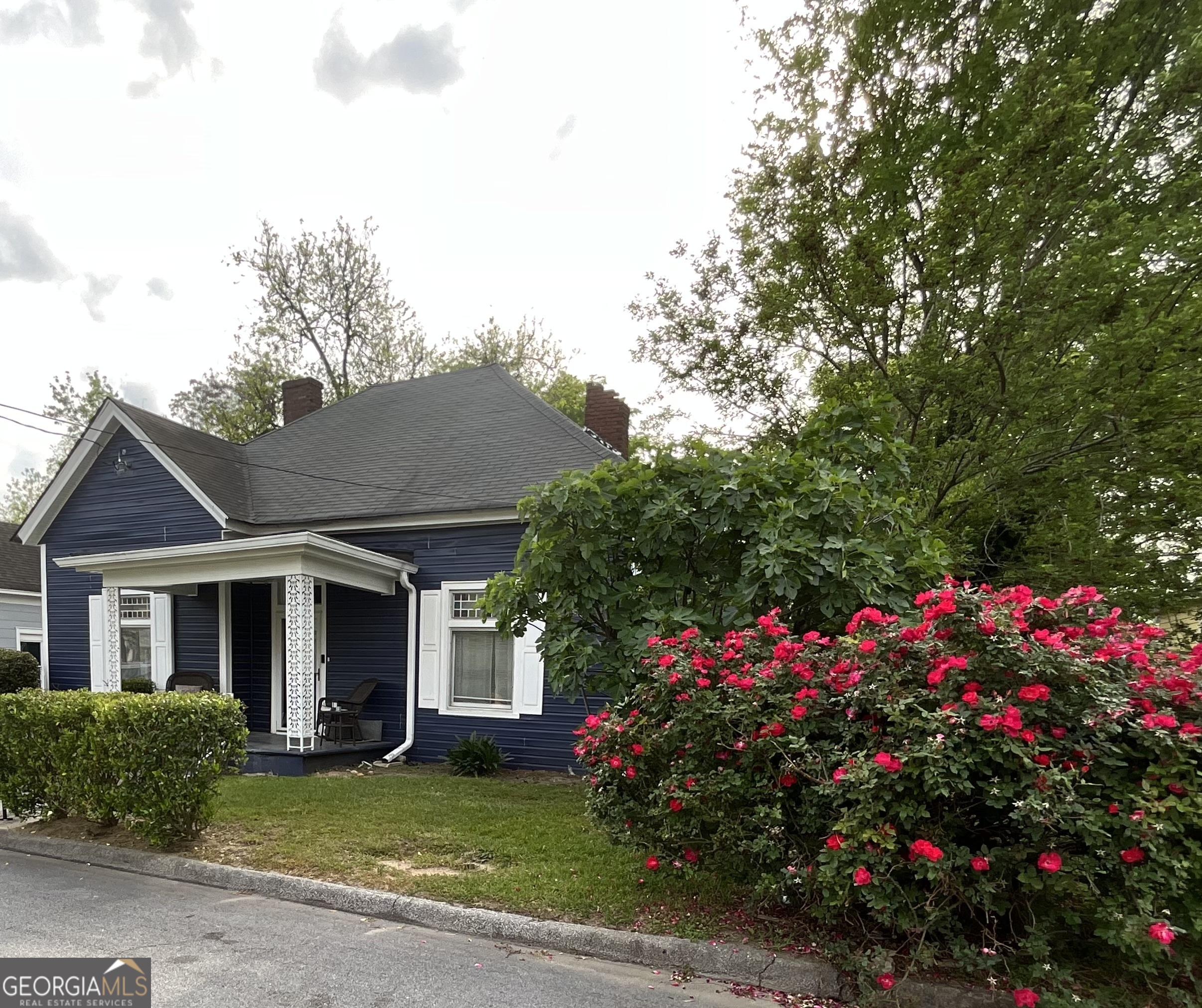 1012 Institute Street Nw Property Photo 1