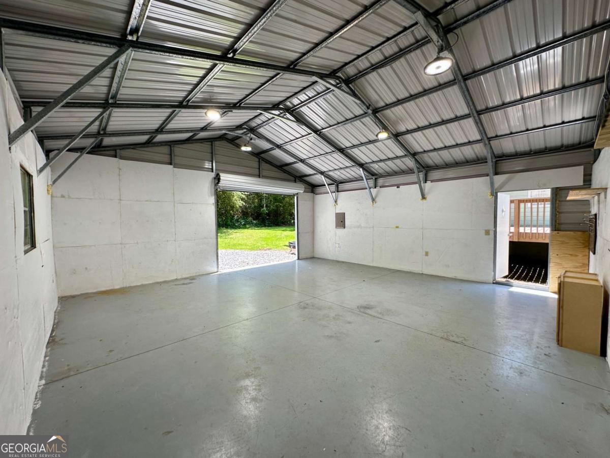 485 Angham Road Property Photo 2