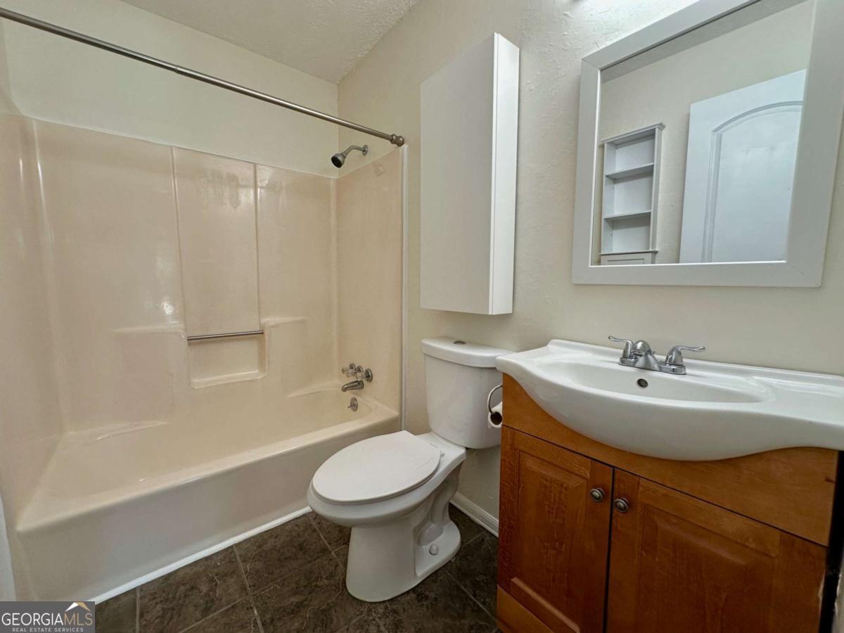 485 Angham Road Property Photo 17