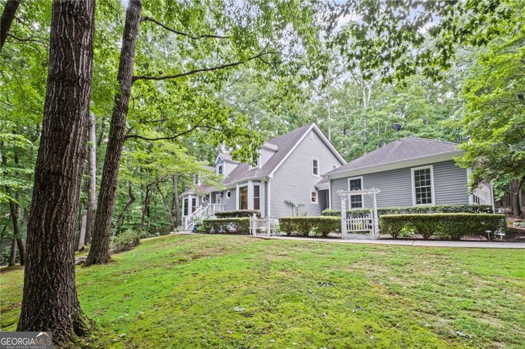115 Leaf Lake Drive Property Photo 2