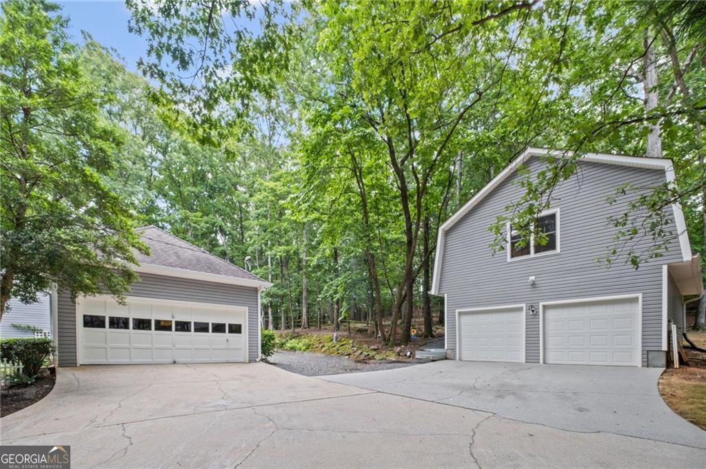 115 Leaf Lake Drive Property Photo 43