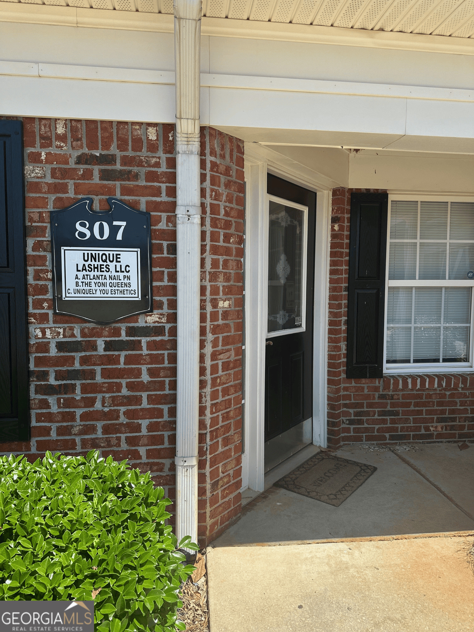 807 Pavilion Court Property Photo 1
