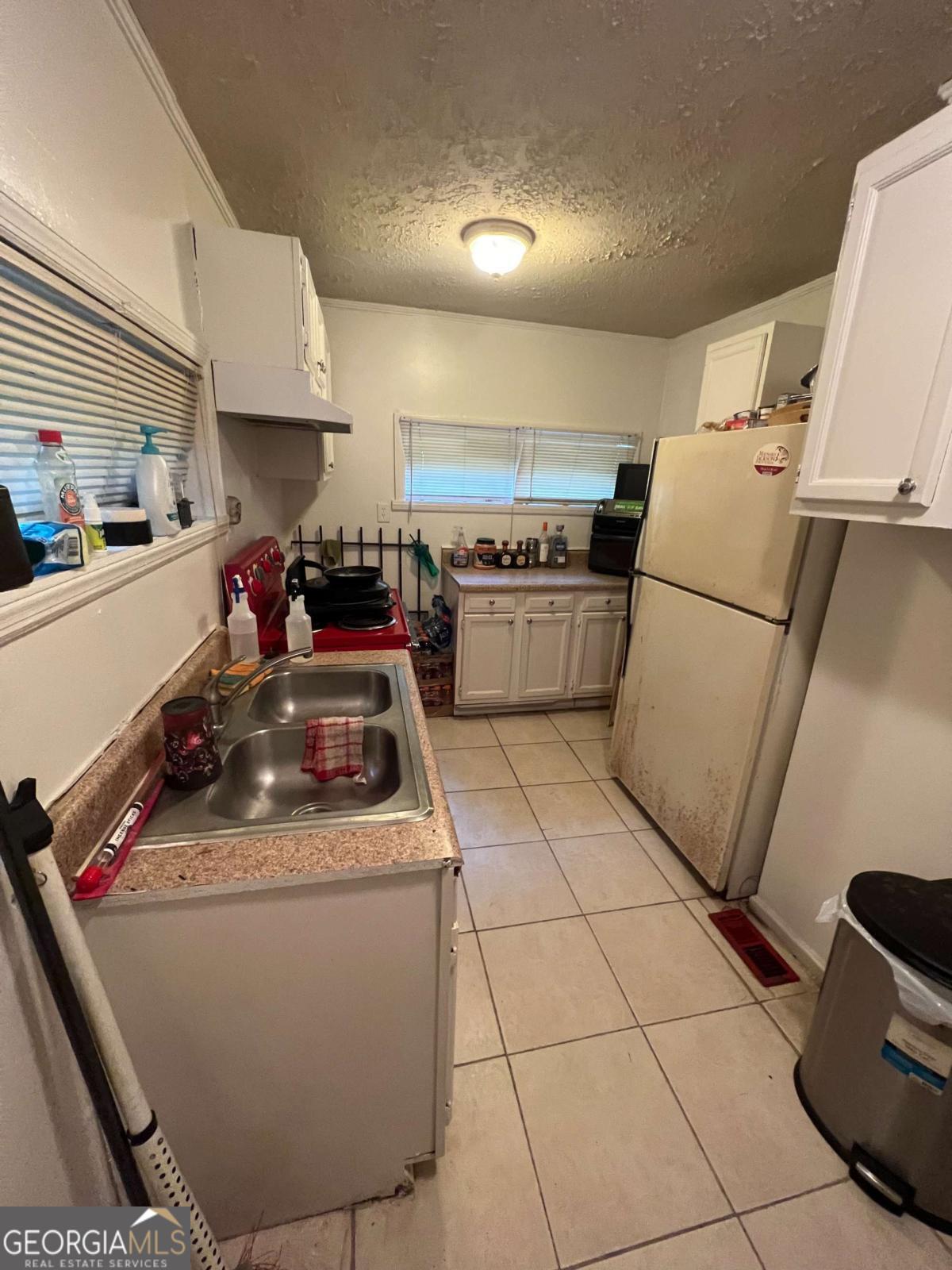 1750 Beechwood Boulevard SW Property Photo 1